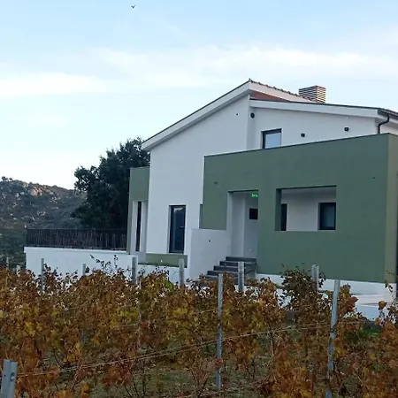 Raposa - Bauernhof *