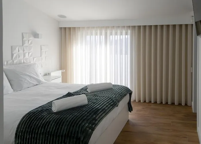 Raposa - مزرعة للإقامة Pegarinhos